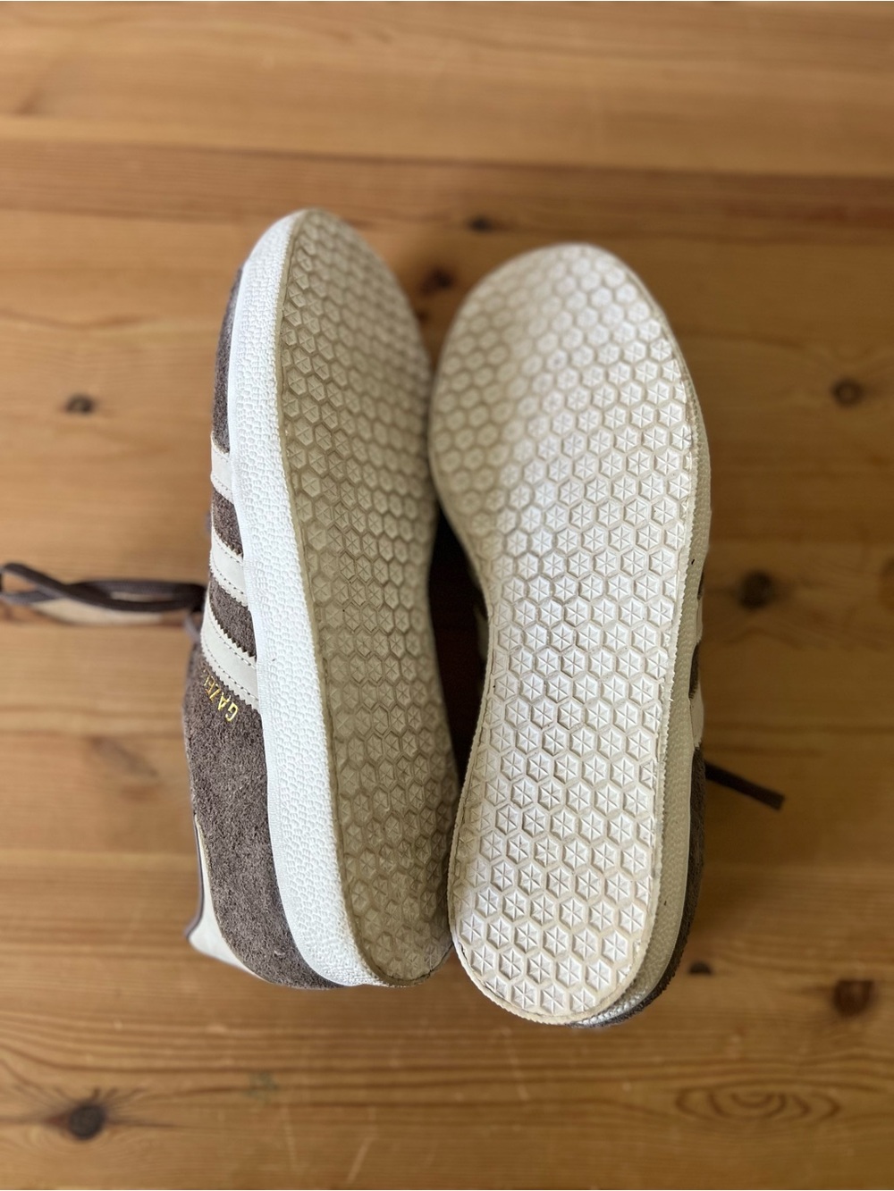 Adidas Gazelle Men's Suede Sneaker - Picture 7 of 9